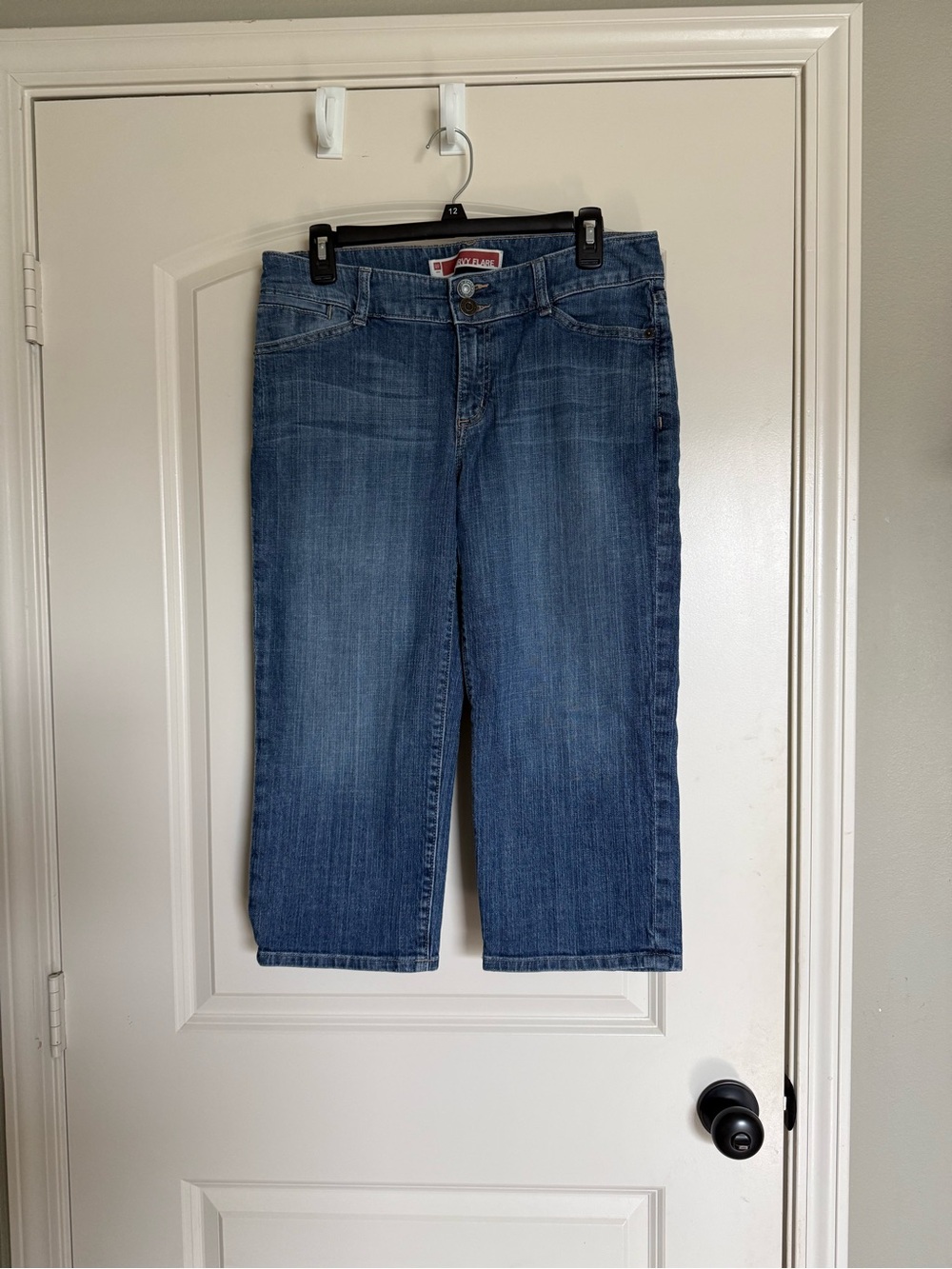 GAP Women's Curvy Flare size 10 Blue Capri Denim Jeans